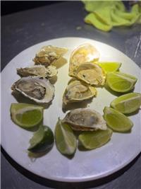 plato de ostras en Acuamar